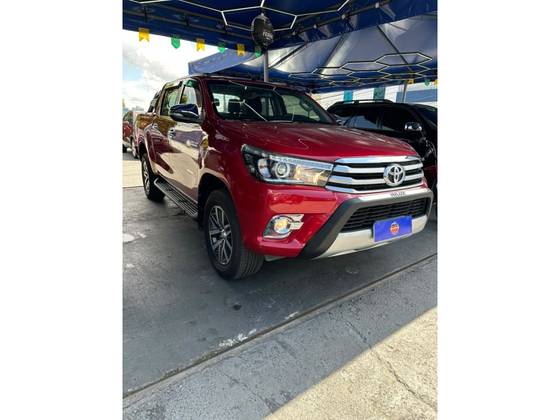 TOYOTA HILUX 2.8 SRX 4X4 CD 16V DIESEL 4P AUTOMÁTICO TOYOTA HILUX 2.8 SRX 4X4 CD 16V DIESEL 4P AUTOMÁTICO